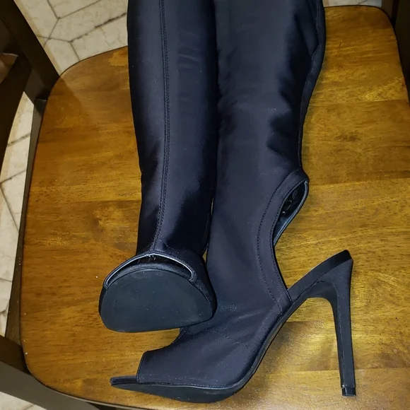 Chase + Cloe open over the knee open boots. - Picture 5 of 7